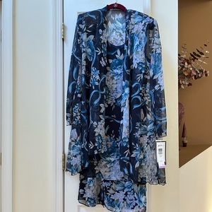 Blue flowered two-piece sheath dress size 12
